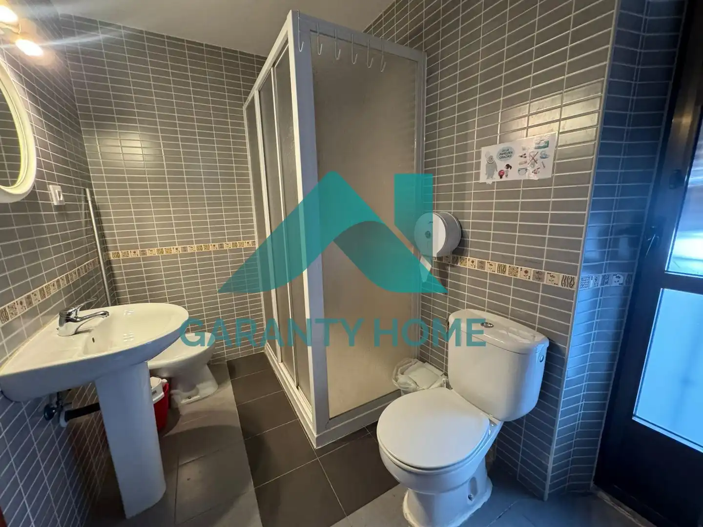 Bathroom of Buildings for sale in Cáceres