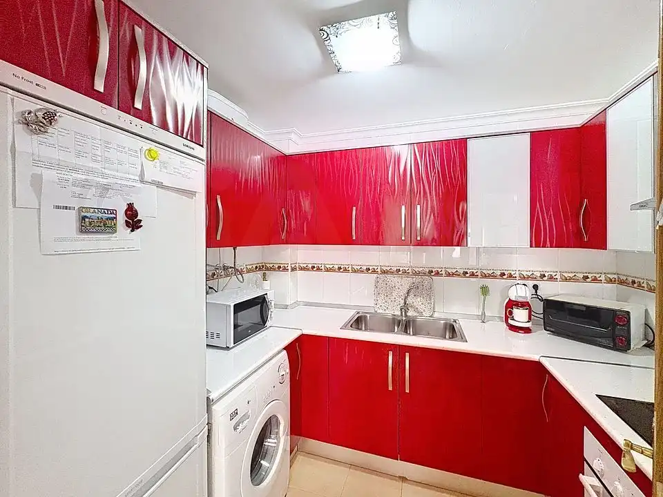 Cocina de Piso en venta en Pinos Puente con Aire acondicionado y Calefacción