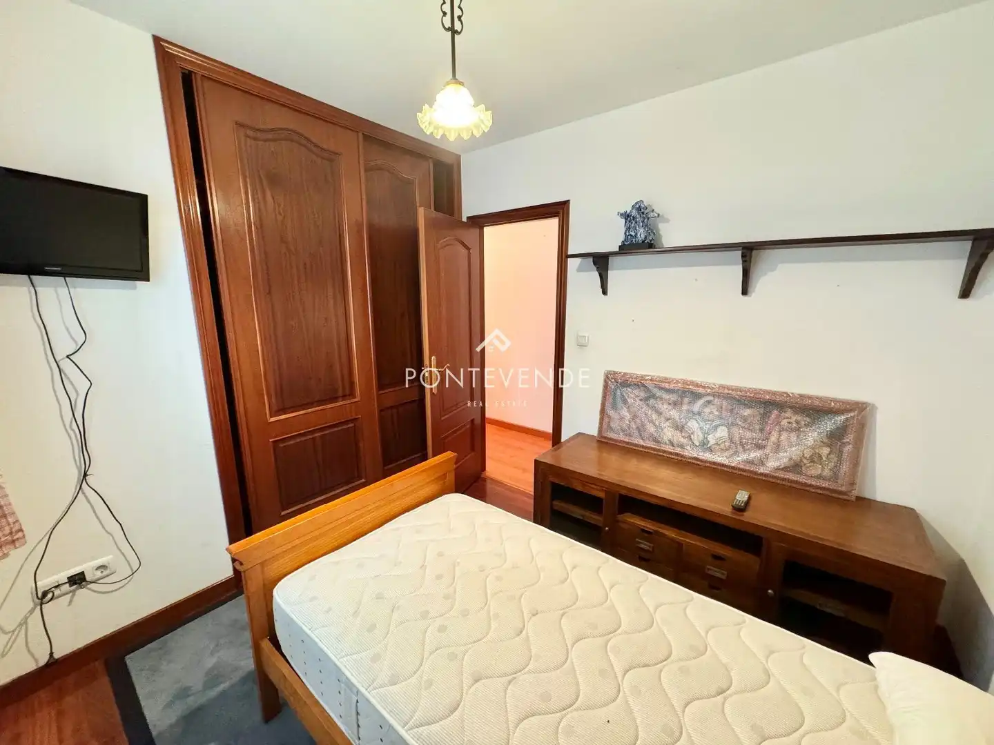 Schlafzimmer von Maisonette zum Verkauf in Bueu mit Klimaanlage, Heizung und Terrasse