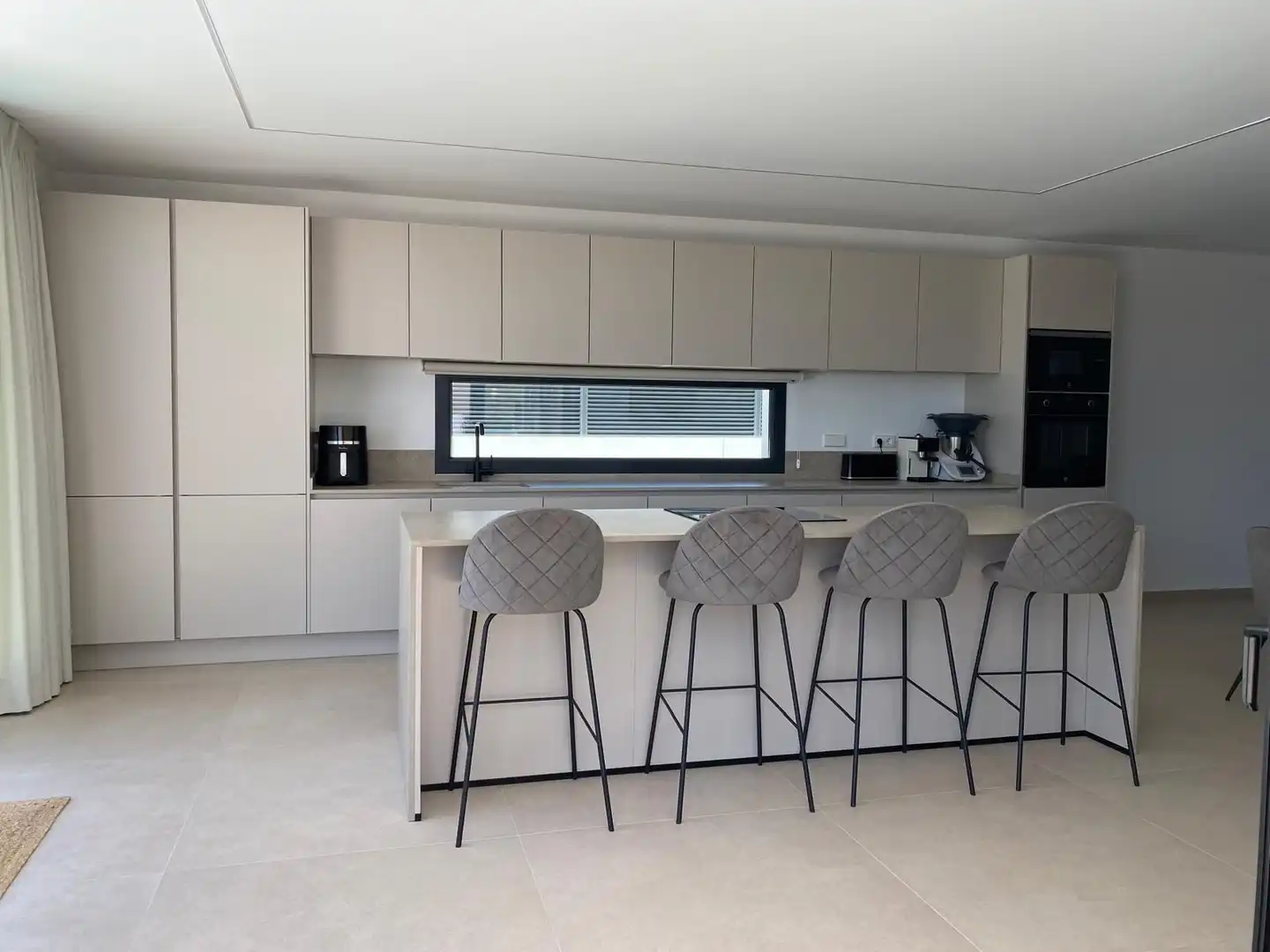 Cocina de Casa o chalet en venta en La Nucia con Aire acondicionado, Calefacción y Jardín privado