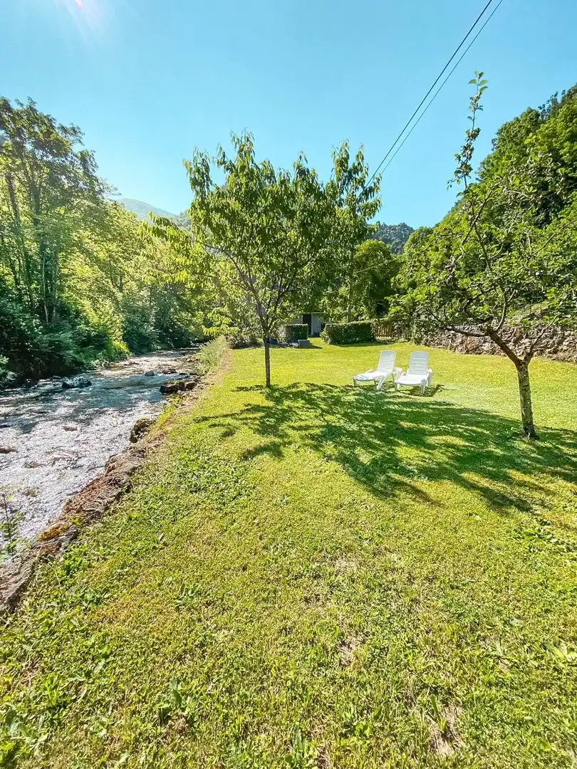 Jardín de Casa adosada en venta en Somiedo con Calefacción, Jardín privado y Trastero