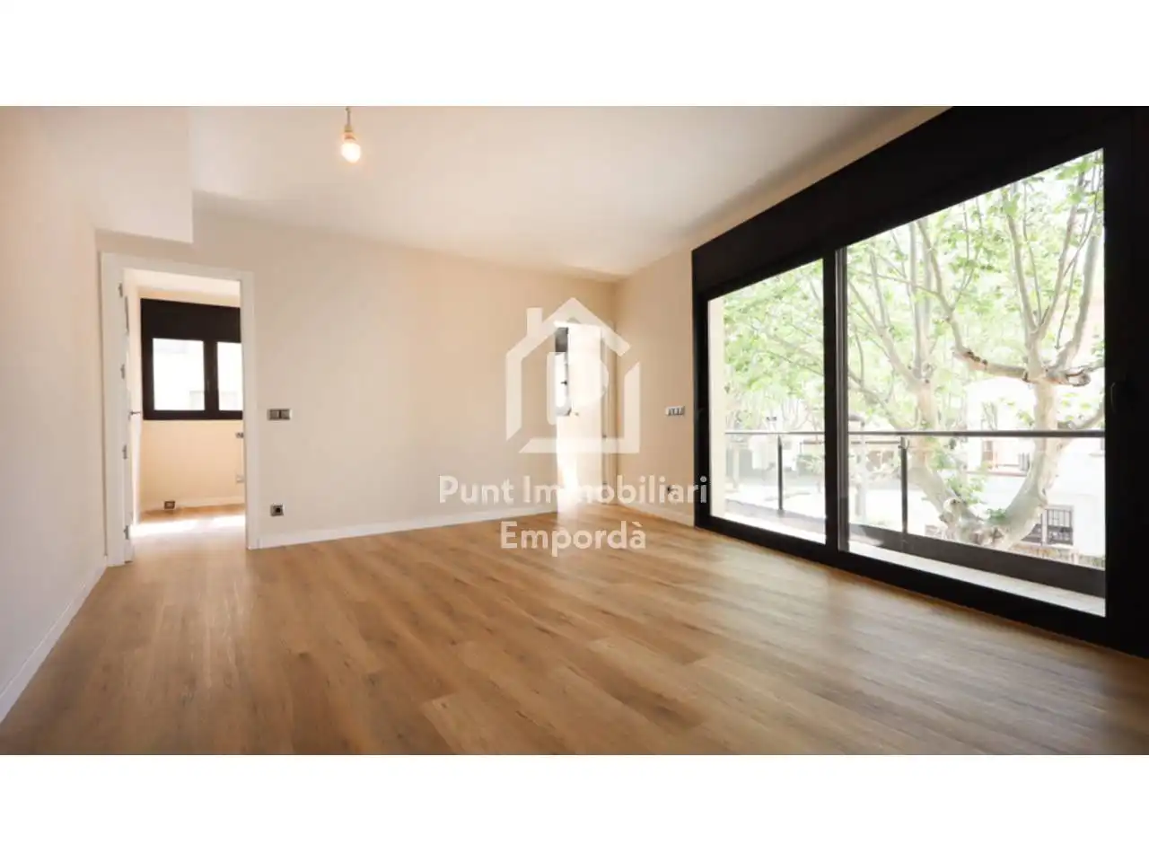 Exterior view of Flat for sale in Llançà  with Air Conditioner, Heating and Parquet flooring