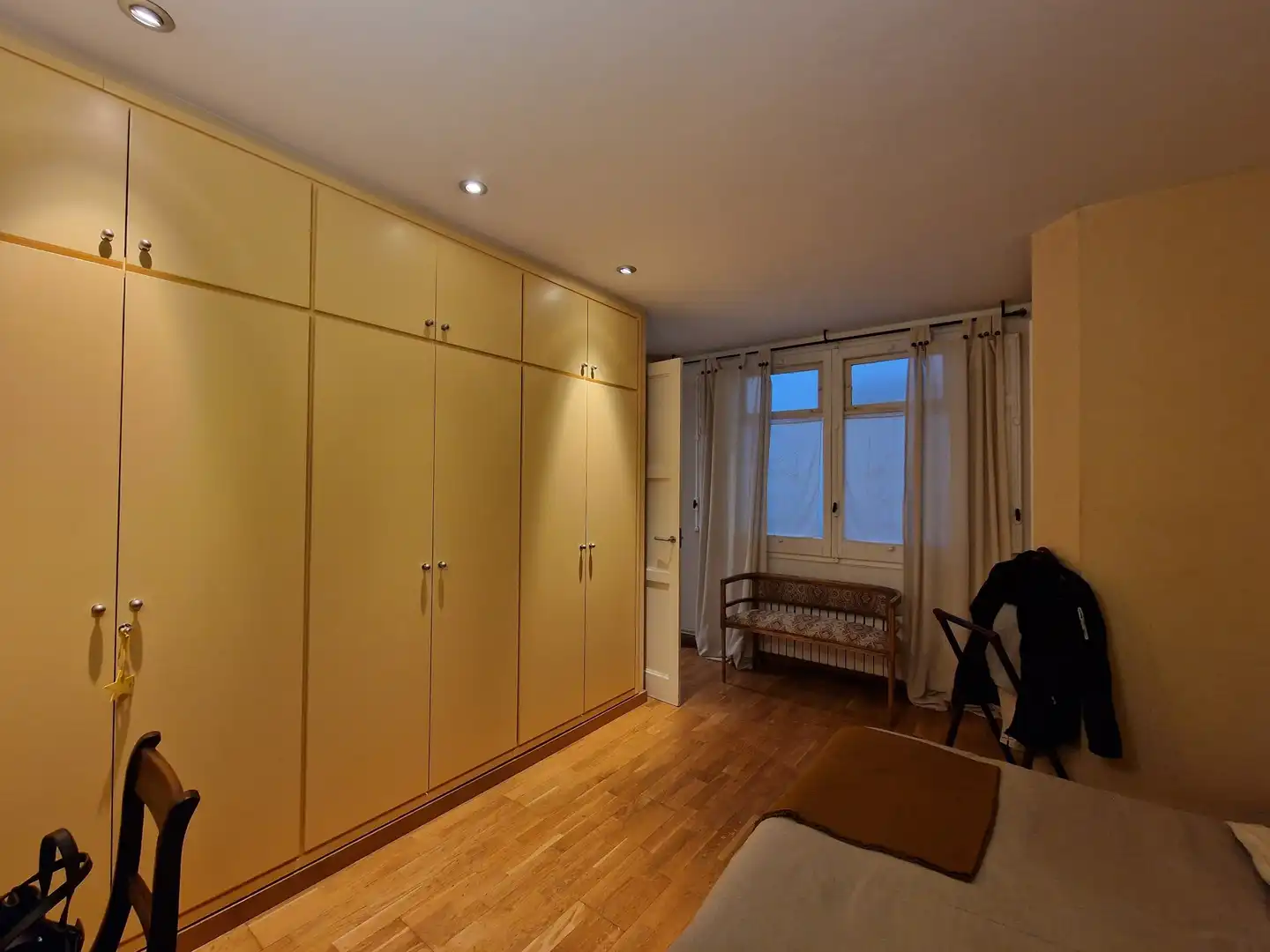 Bedroom of Flat for sale in Girona  with Air Conditioner, Heating and Terrace