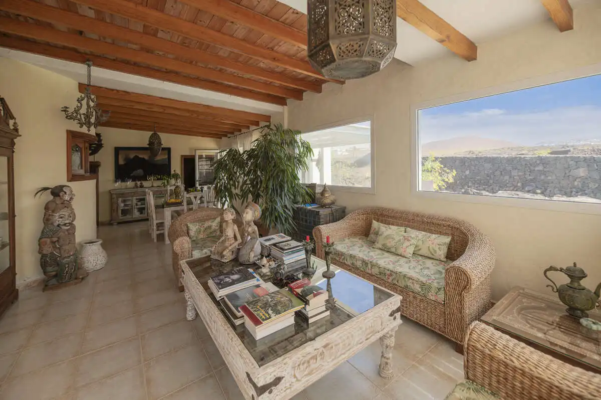 Sala de estar de Casa o chalet en venta en Teguise con Jardín privado, Piscina y Amueblado