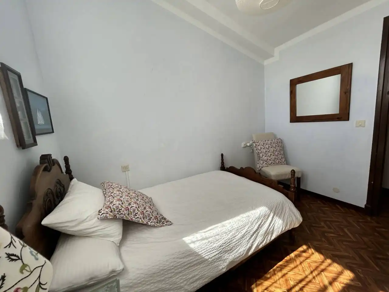 Schlafzimmer von Haus oder Chalet zum Verkauf in Llanes mit Heizung, Privatgarten und Terrasse