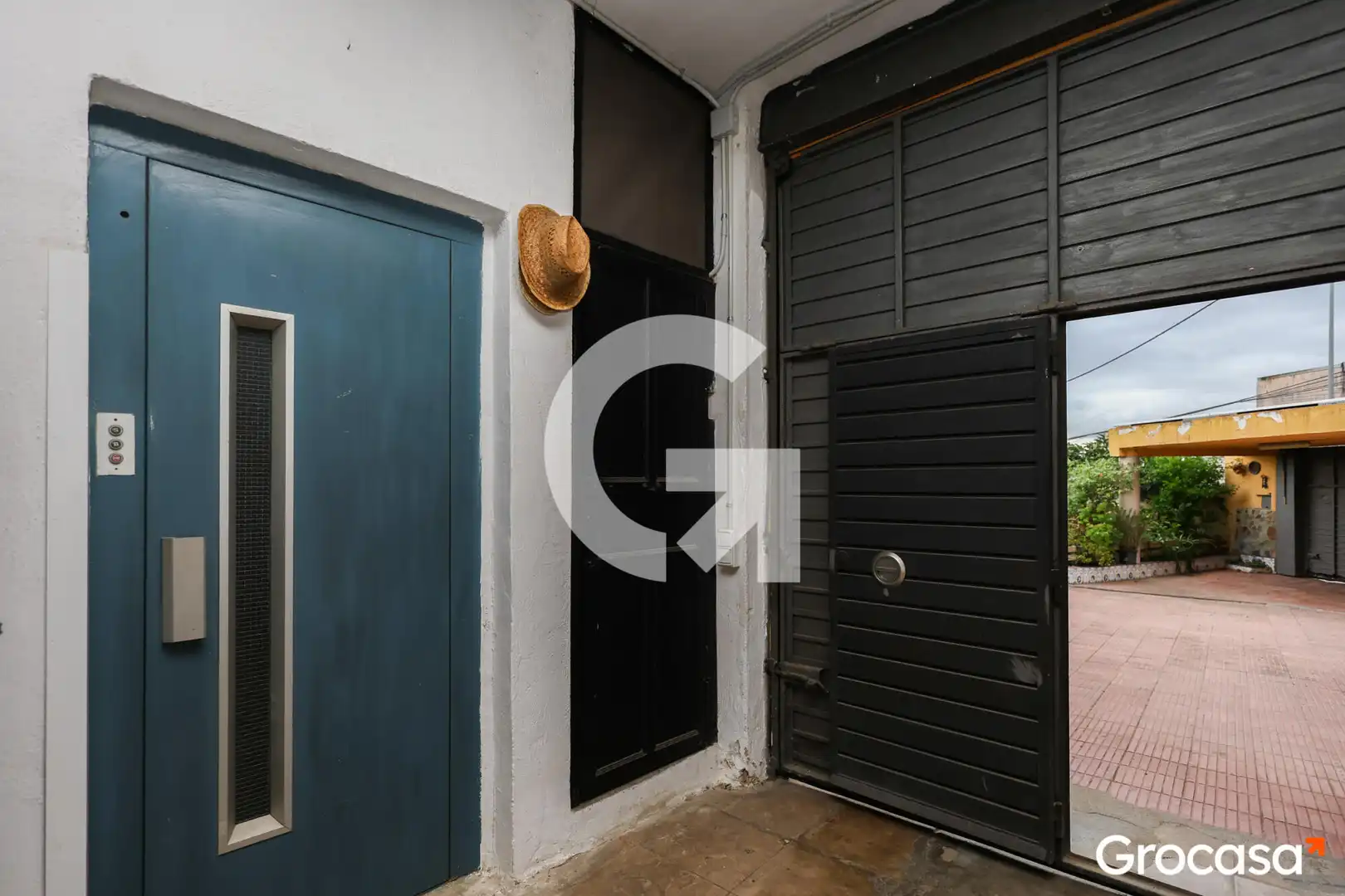 Houses for sale in Sant Vicenç Dels Horts  with Private garden, Terrace and Storage room