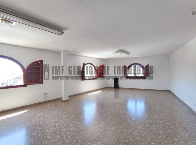 Oficina en Alquiler en Calle Canalejas, 4 en Centro Ciudad - El Carmen