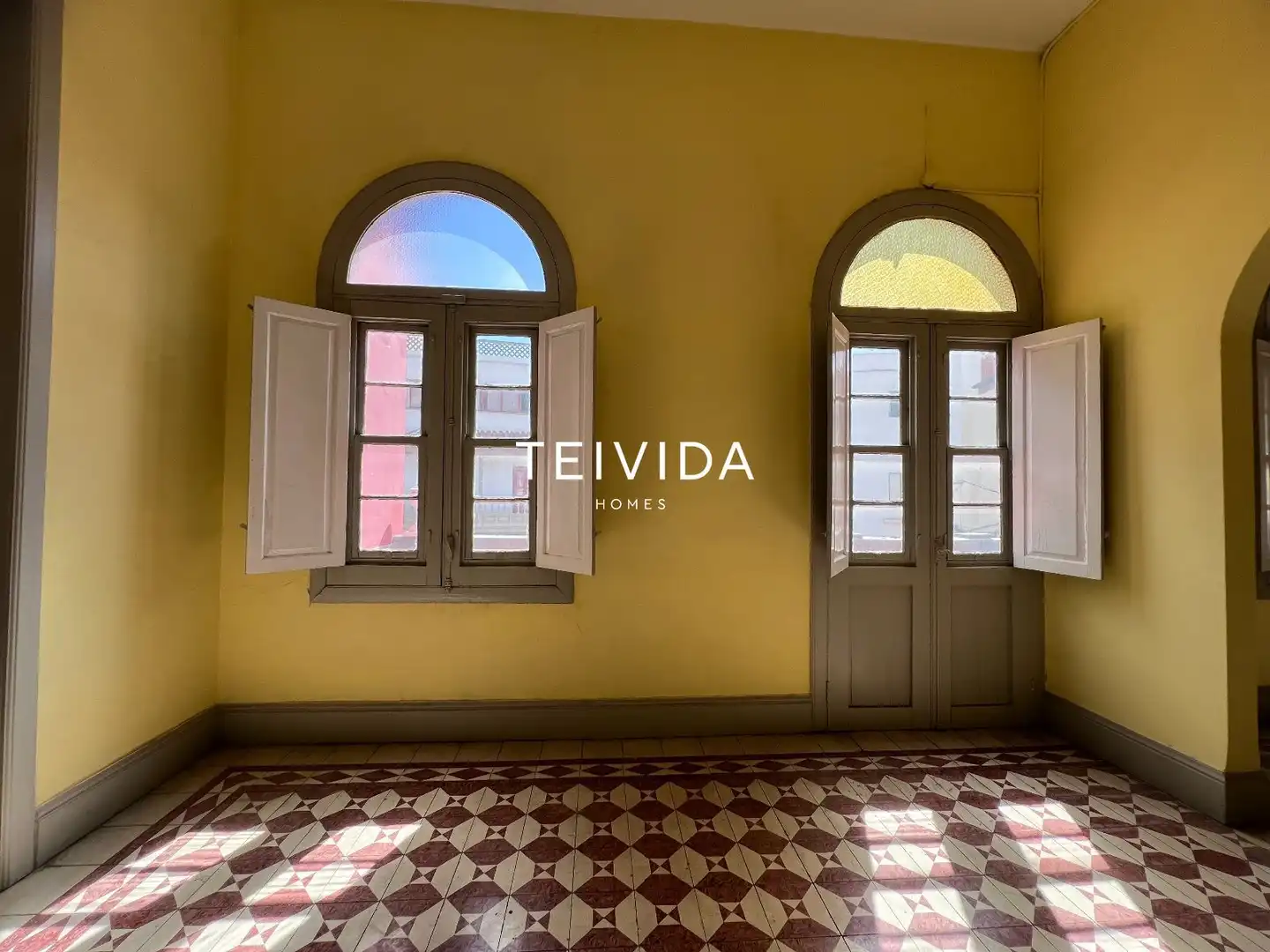 Vista exterior de Edificio en venta en Granadilla de Abona