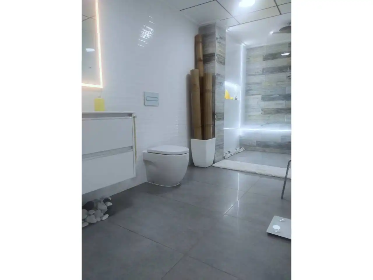 Baño de Piso en venta en Elche / Elx con Trastero