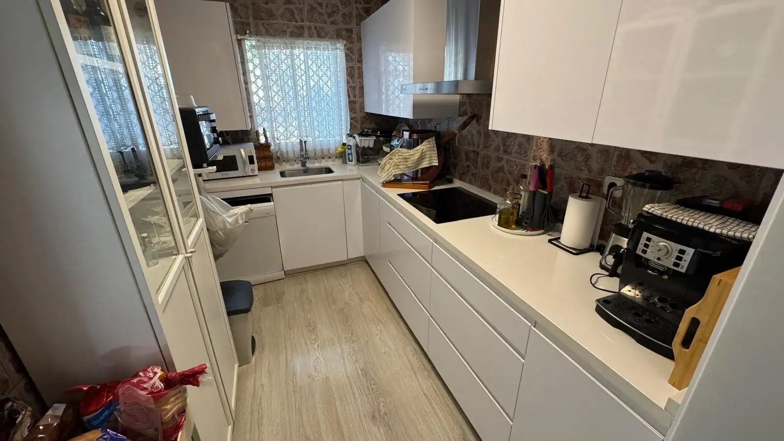 Cuina de Casa o xalet en venda en Rincón de la Victoria amb Aire condicionat, Terrassa i Traster