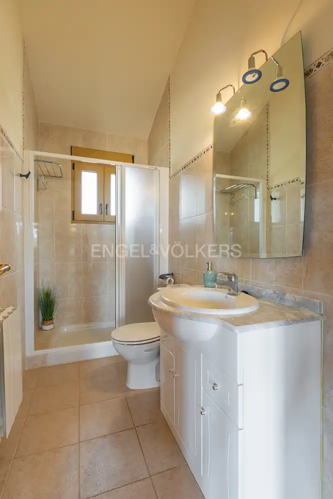 Bathroom of Houses for sale in Ontinyent  with Air Conditioner, Heating and Private garden