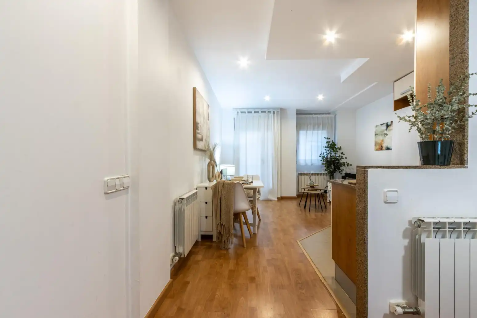 Wohnung zum Verkauf in Terrassa mit Heizung, Parkett und Terrasse