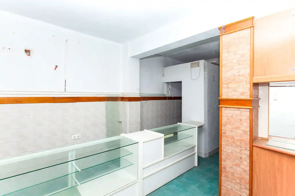 Business premises for sale in C/ Pintor Josep Ribera, imagen 7