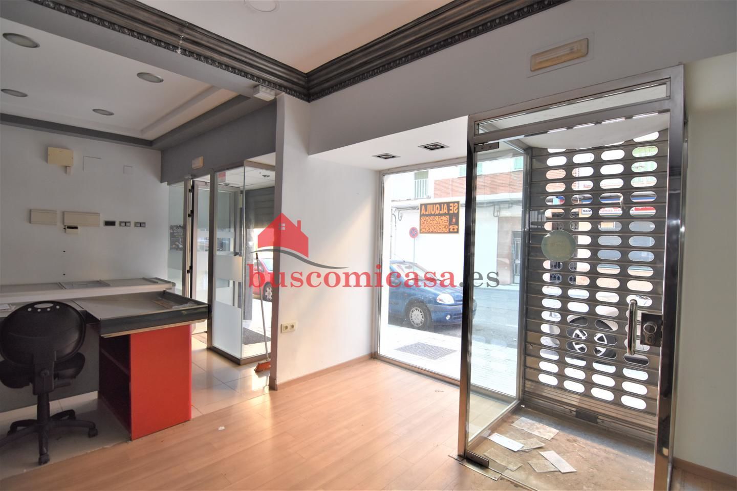 Premises for sale in Linares  with Air Conditioner and Heating