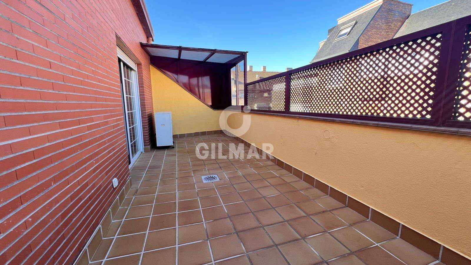 Terrassa de Pis en venda en  Madrid Capital amb Calefacció, Traster i Balcó