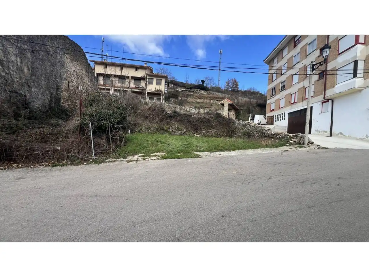 Grundstücke zum Verkauf in Espinosa de los Monteros