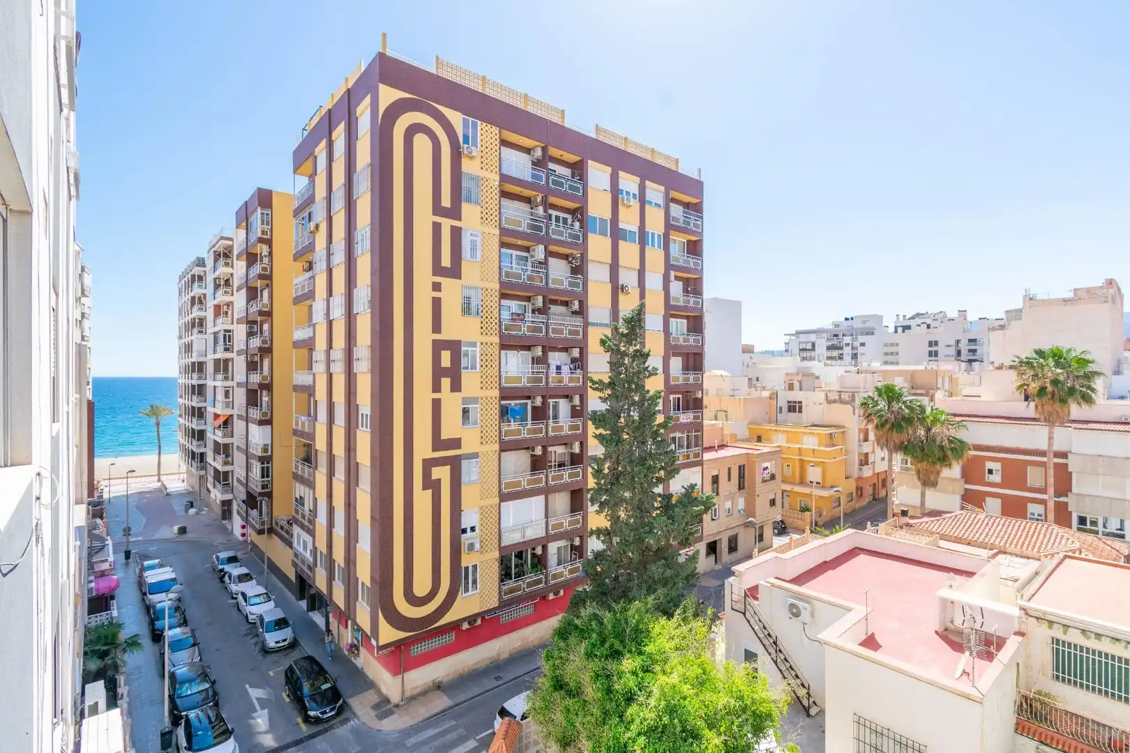 Vista exterior de Piso en venta en Almería