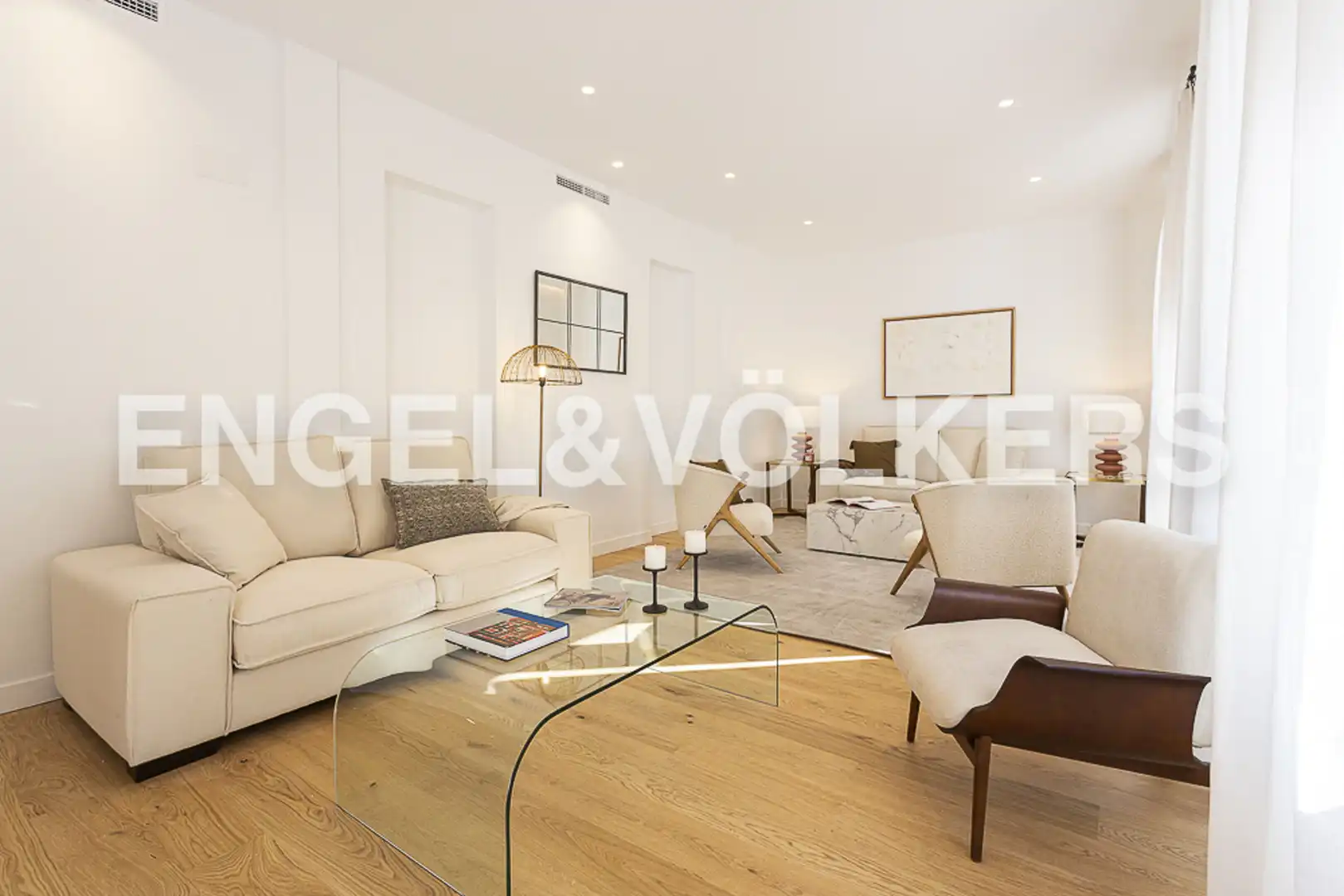 Living room of Flat for sale in Madrid  with Heating and Terrace