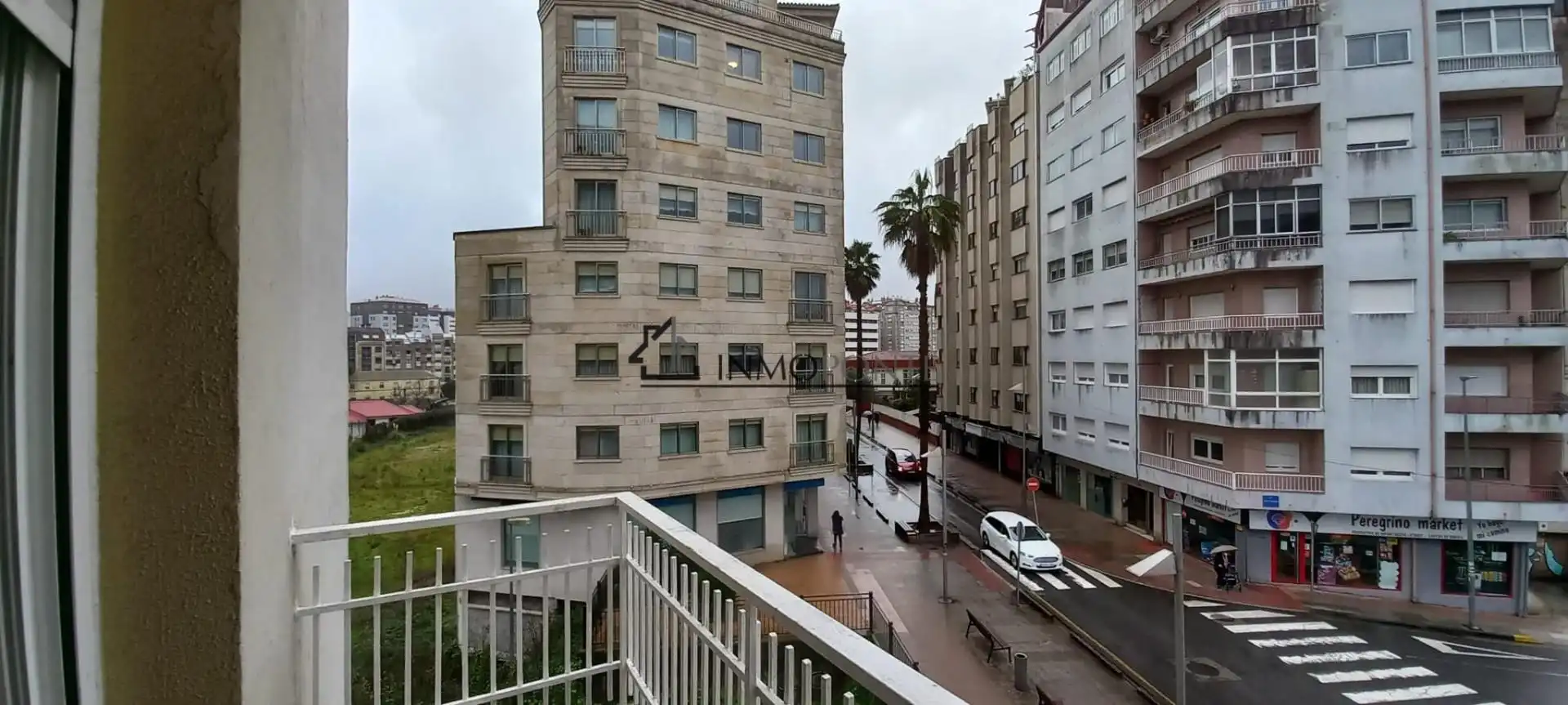 Vista exterior de Pis en venda en Pontevedra Capital  amb Calefacció, Forn i Rentadora