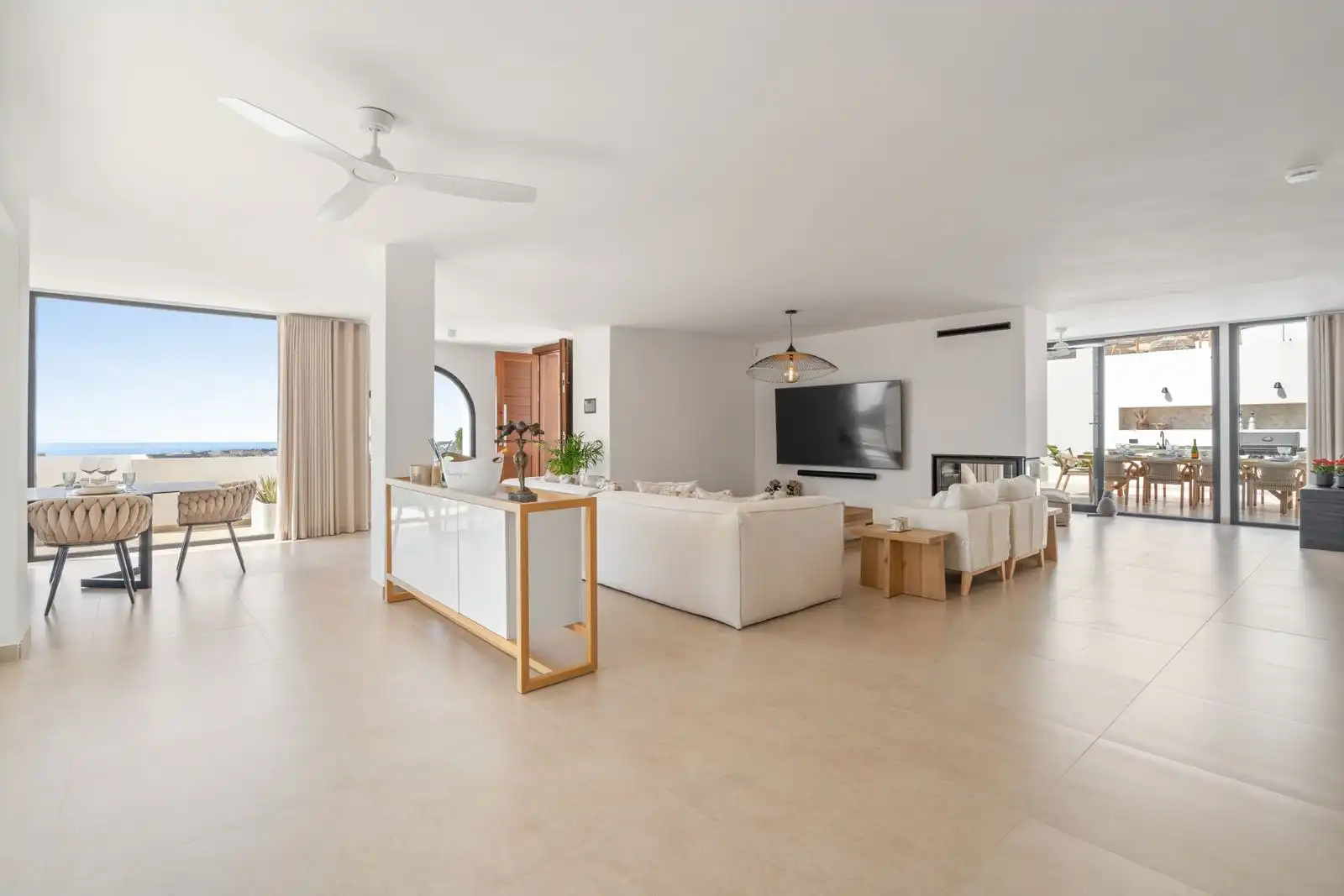Chalet con piscina en venta en Calle los Granados 18, imagen 5