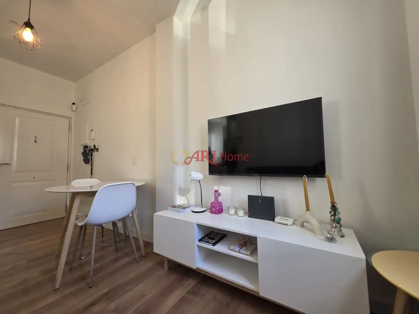 Living room of Flat for rent in Madrid  with Air Conditioner, Heating and Furnished