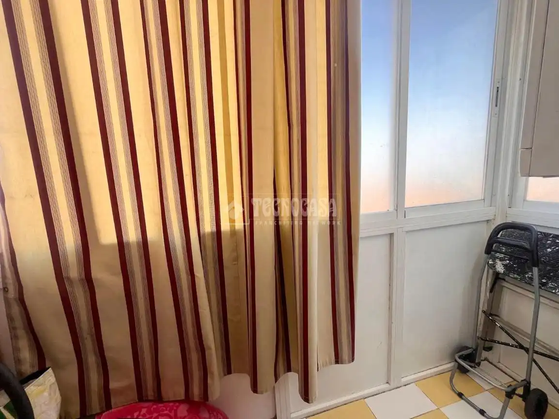 Habitación de Piso en venta en Navalcarnero con Calefacción, Parquet y Terraza