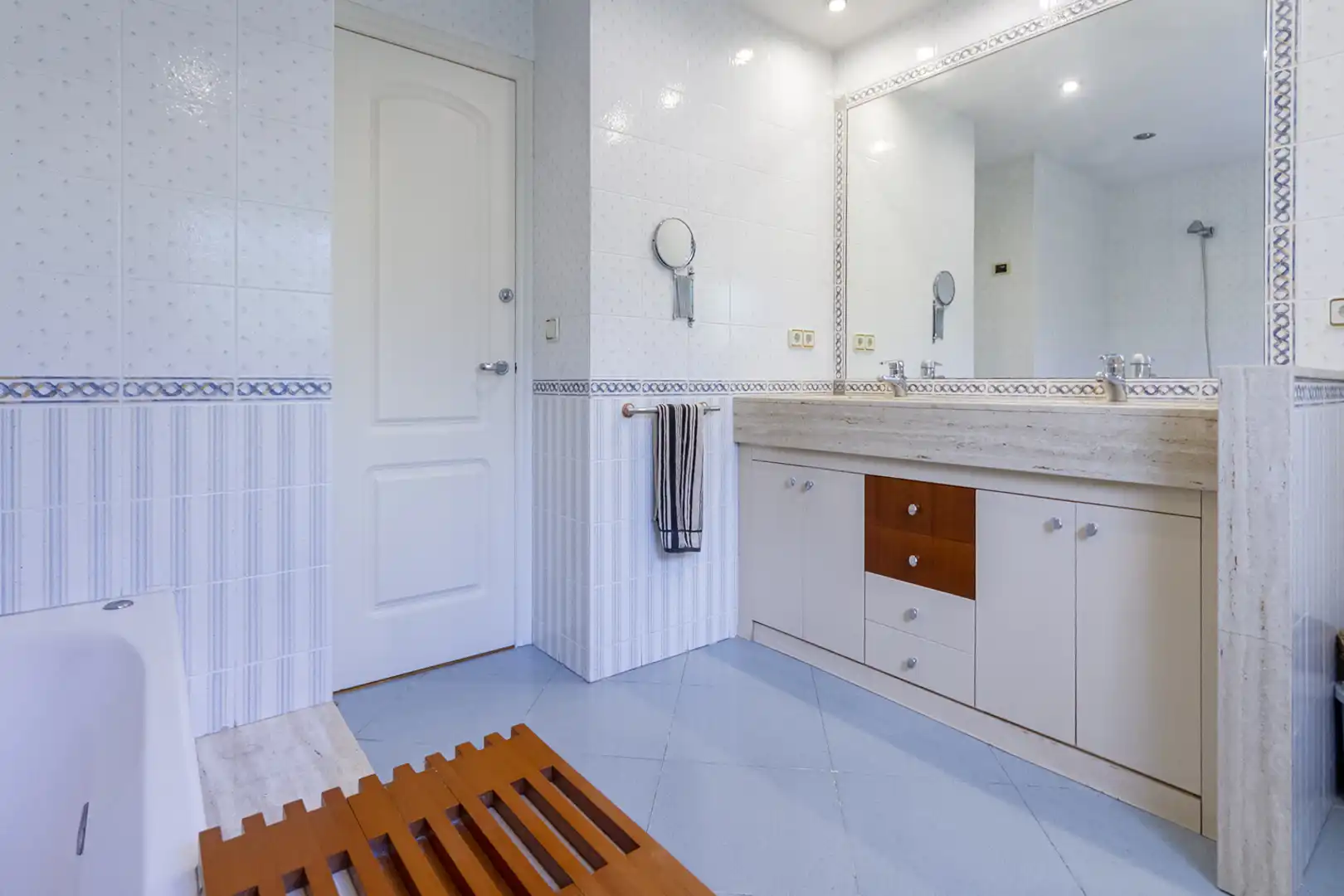 Baño de Casa o chalet en venta en Martorell con Aire acondicionado, Calefacción y Jardín privado