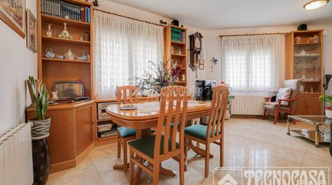 Foto 2 de Casa adosada en venda a Riu Sud, Barcelona