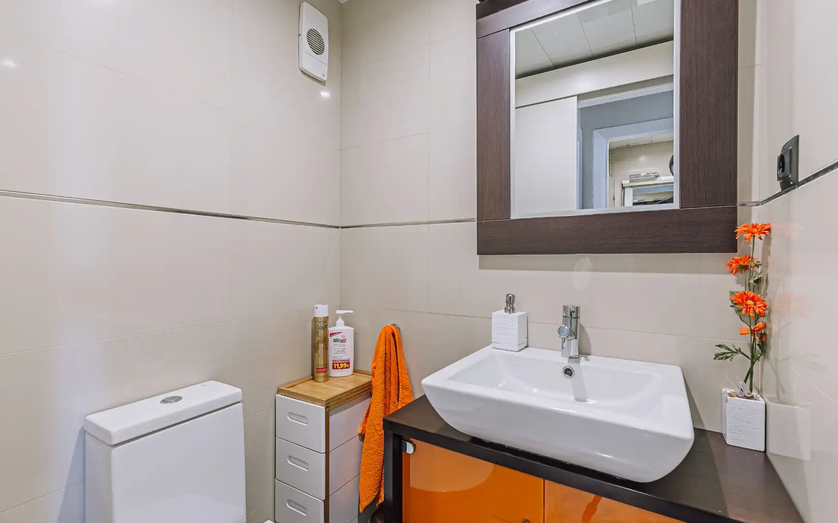 Bathroom of Flat for sale in Castelldefels  with Air Conditioner, Heating and Private garden