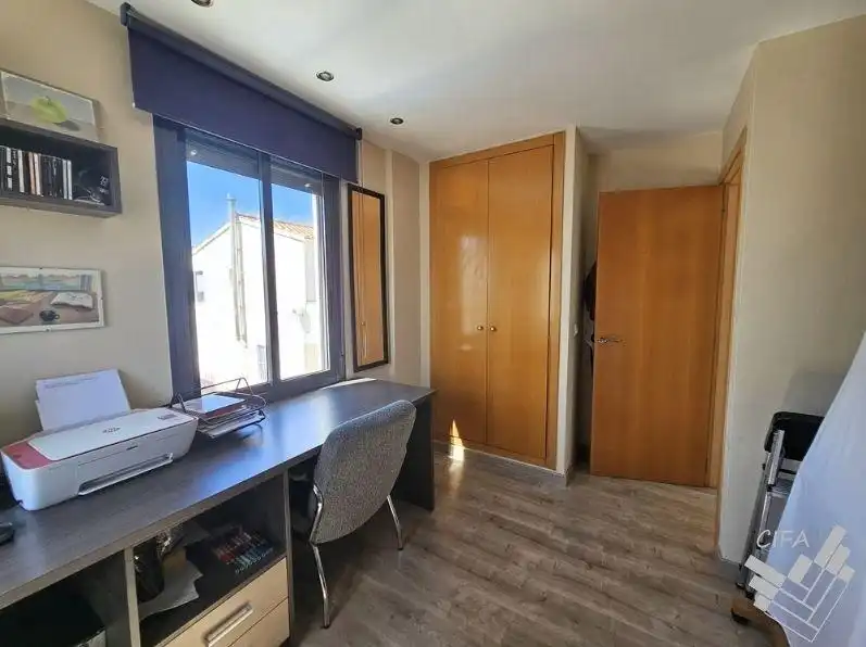 Habitación de Casa adosada en venta en Peñíscola / Peníscola con Calefacción, Jardín privado y Trastero