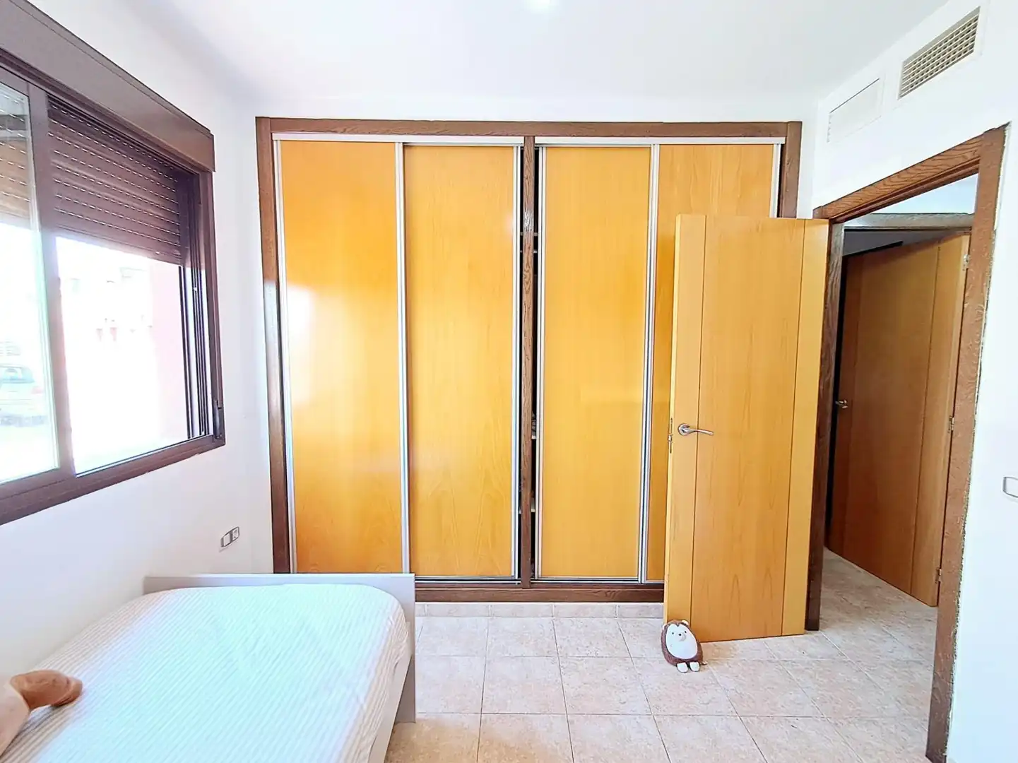 Dormitori de Apartament en venda en Águilas amb Jardí privat i Piscina comunitària