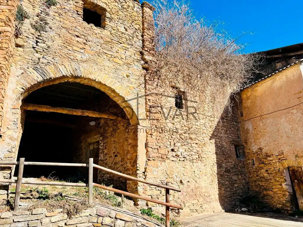 Vista exterior de Casa o xalet en venda en Soriguera amb Jardí privat
