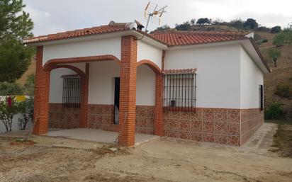 Vista exterior de Finca rústica en venda en Almogía amb Terrassa