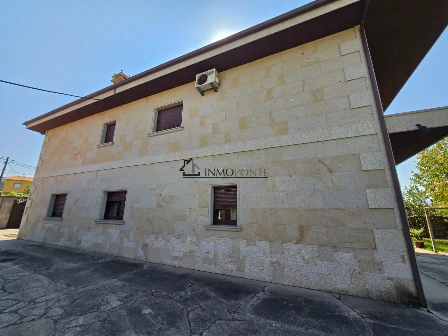Vista exterior de Casa o xalet en venda en Valga amb Calefacció, Jardí privat i Terrassa
