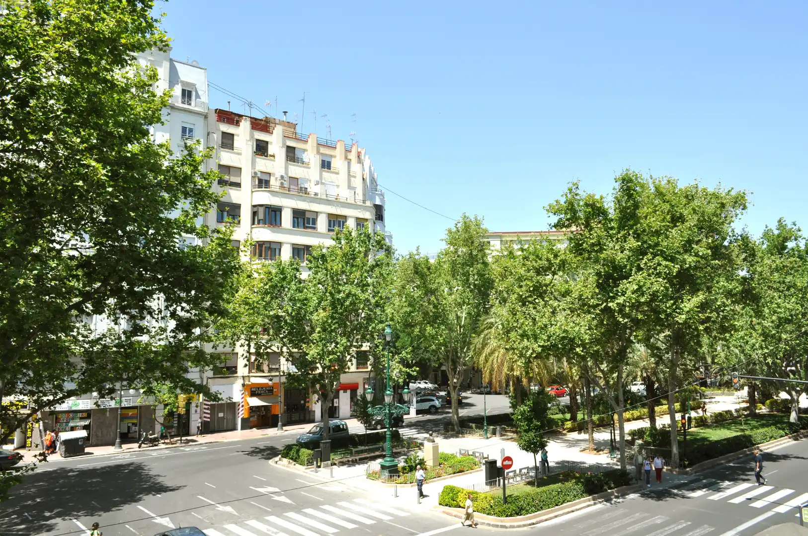Vista exterior de Apartamento en venta en Valencia con Aire acondicionado, Calefacción y Horno