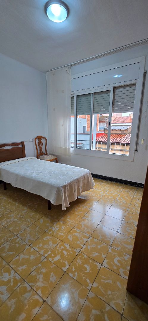 Piso en venta en Carrer de Pi i Gibert, Llefià, Artigues - Llefià