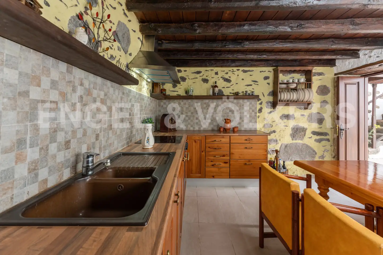 Cocina de Casa o chalet de alquiler en Las Palmas de Gran Canaria con Calefacción, Terraza y Amueblado