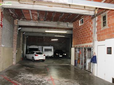 Local comercial en venda a Tàrrega