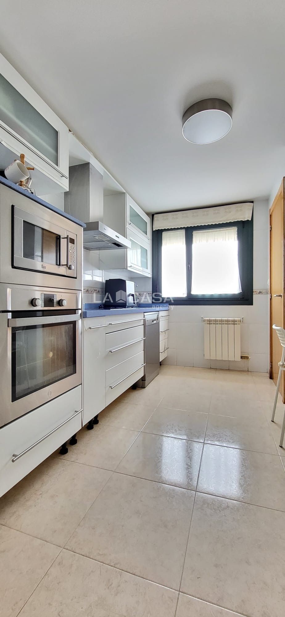 Kitchen of Duplex for sale in Arroyo de la Encomienda  with Heating, Terrace and Storage room