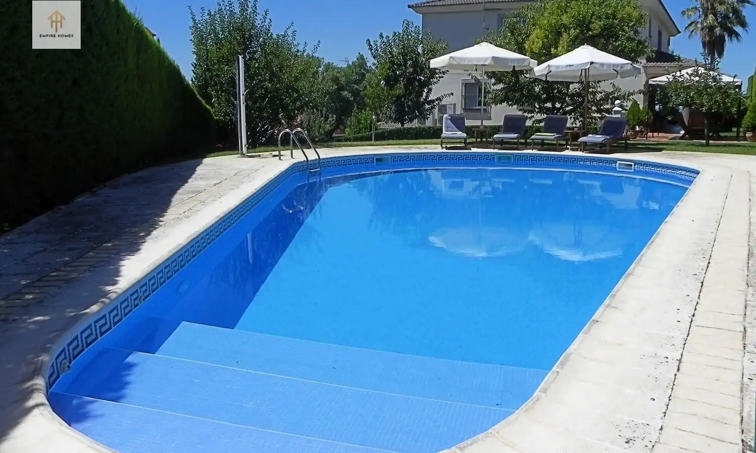 Piscina de Casa o xalet en venda en Cáceres amb Aire condicionat, Calefacció i Jardí privat