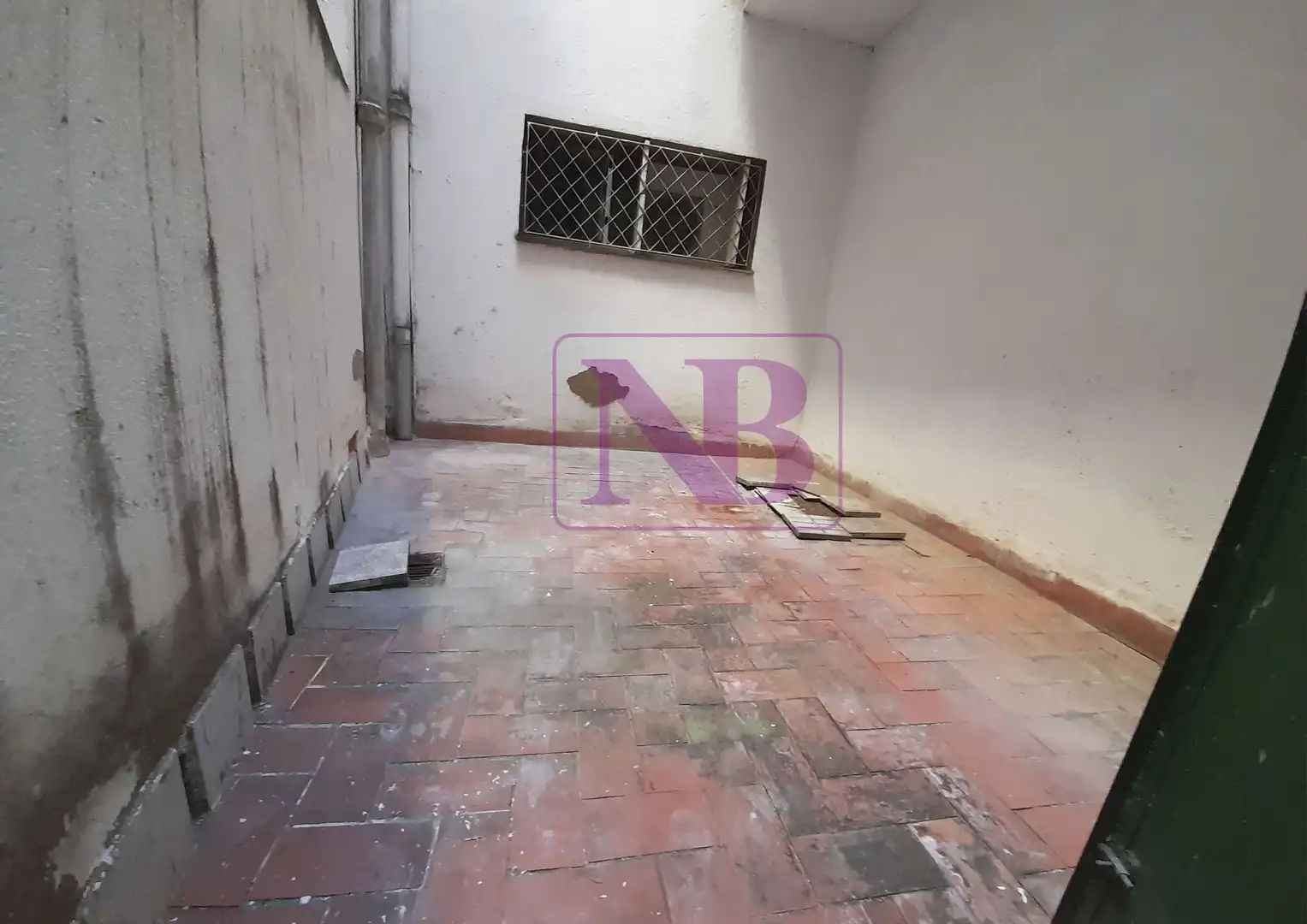 Business premises for sale in Carrer d'Antoni Gaudí, imagen 11