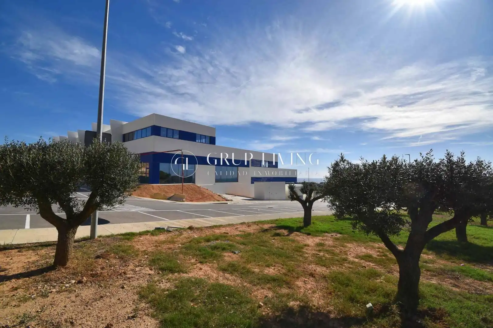 Local en venta en Avenida de Sitges, Mas Alba