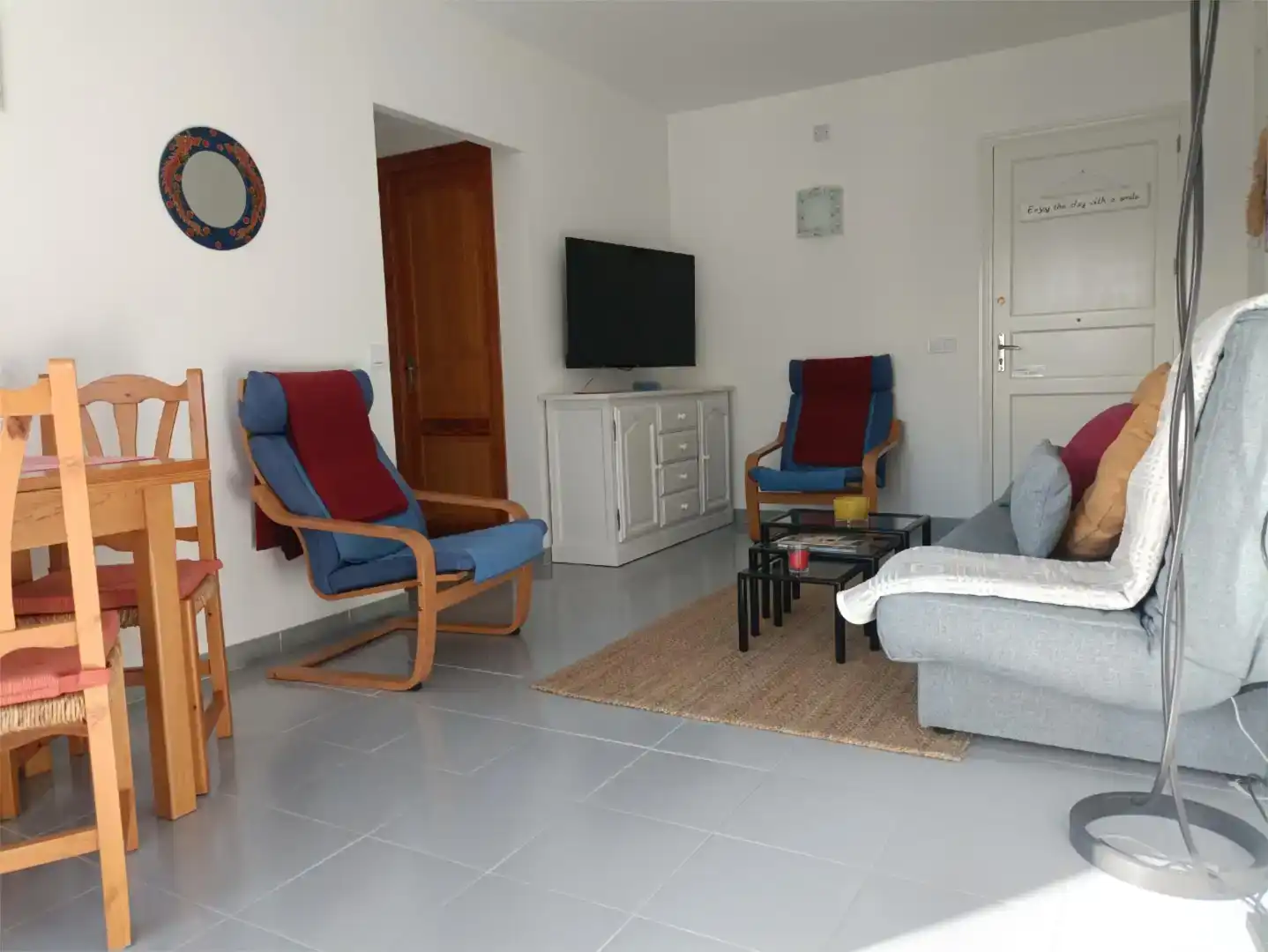 Living room of Flat for rent in Pollença  with Air Conditioner, Private garden and Furnished