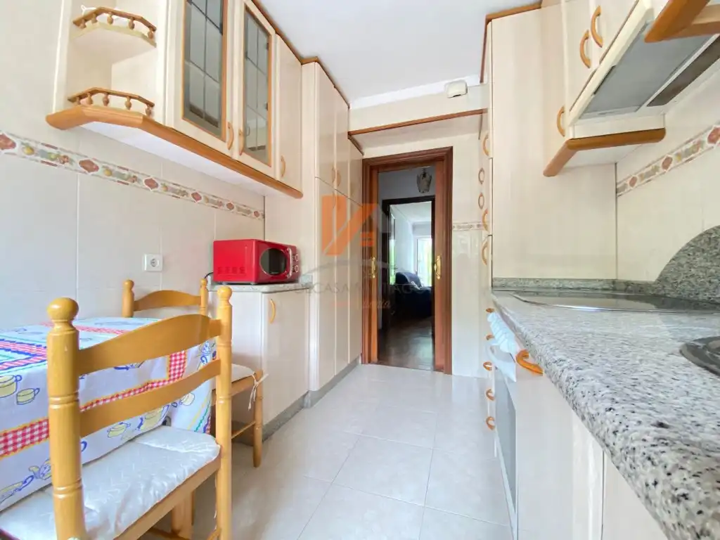 Kitchen of Flat for rent in Santiago de Compostela   with Furnished and Washing machine