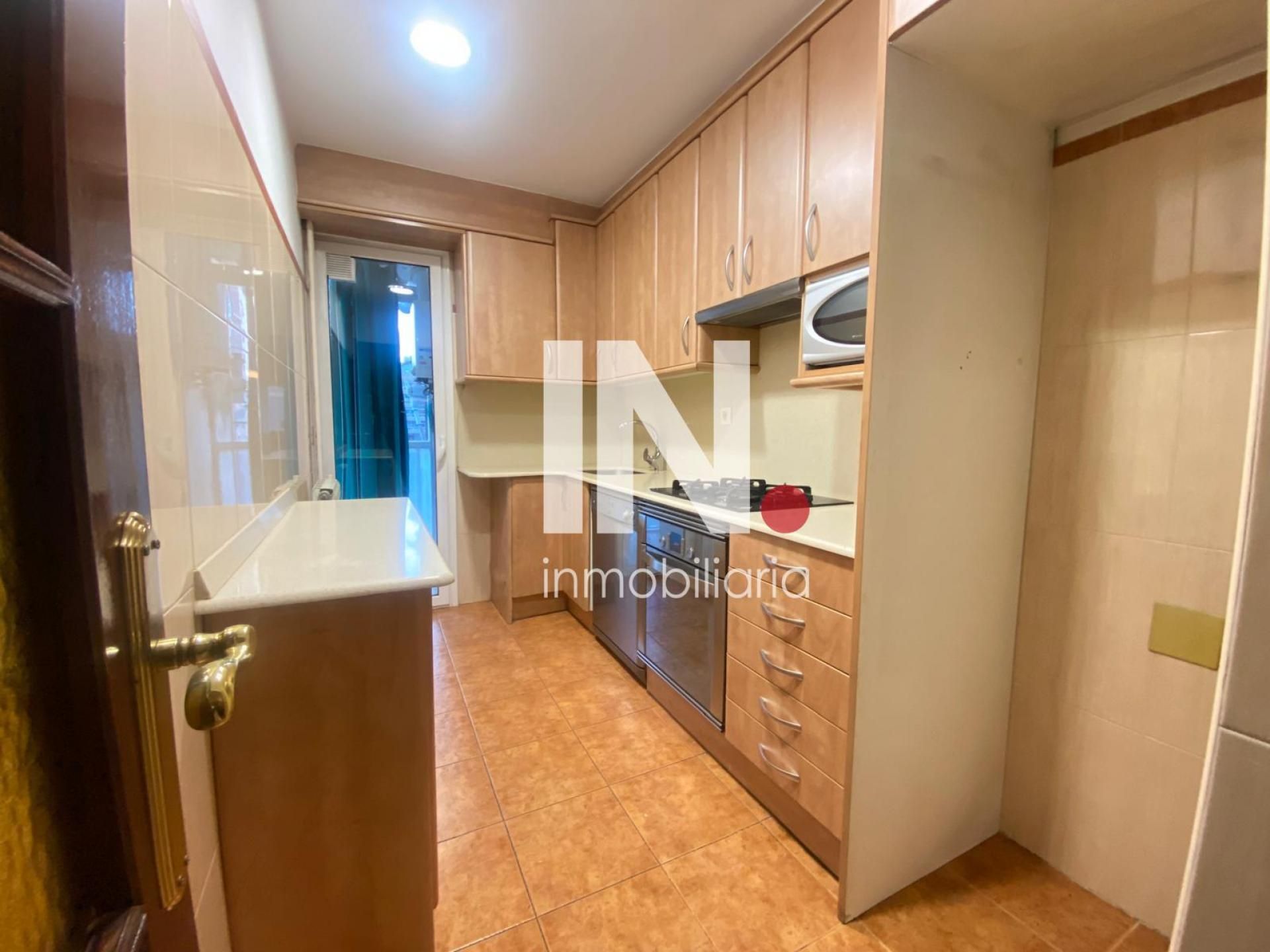 Kitchen of Flat for sale in  Lleida Capital  with Heating