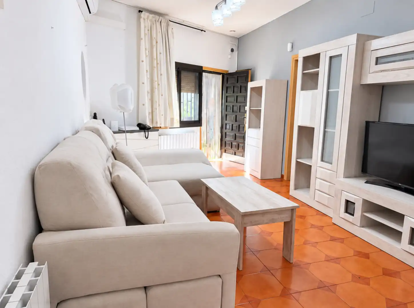 Casa amb terrassa en venda a Carrer de Lincoln, imagen 4