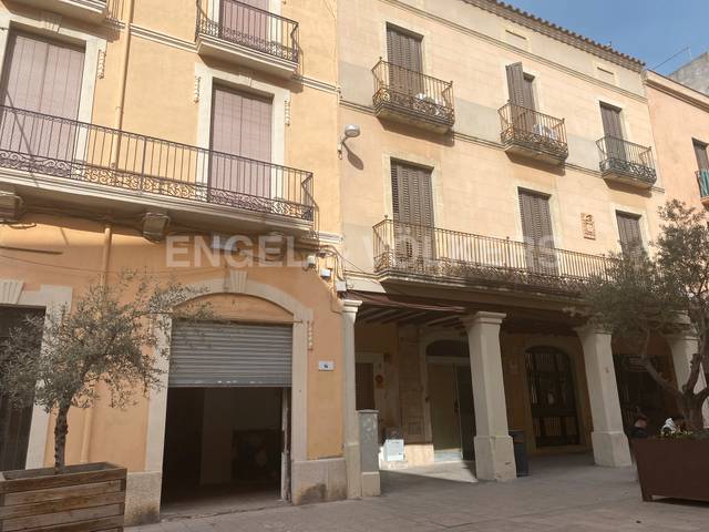 Local comercial en Alquiler en Centre Vila