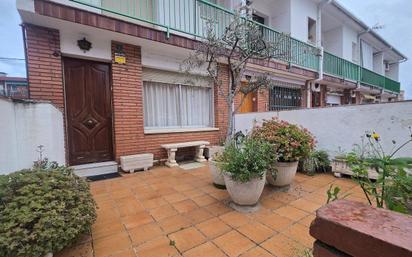 Jardí de Casa o xalet en venda en Santa Perpètua de Mogoda amb Calefacció, Jardí privat i Terrassa