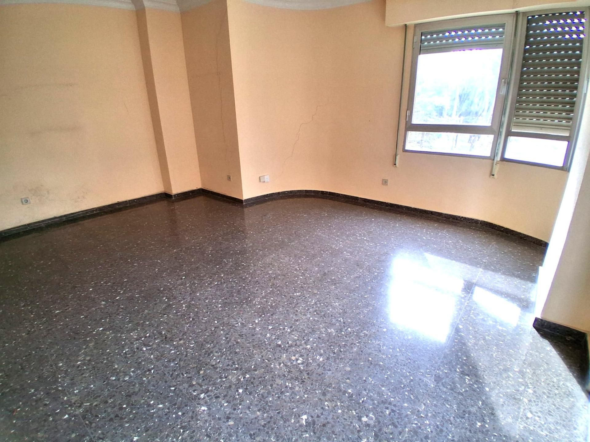 Dormitori de Pis en venda en  Albacete Capital amb Calefacció