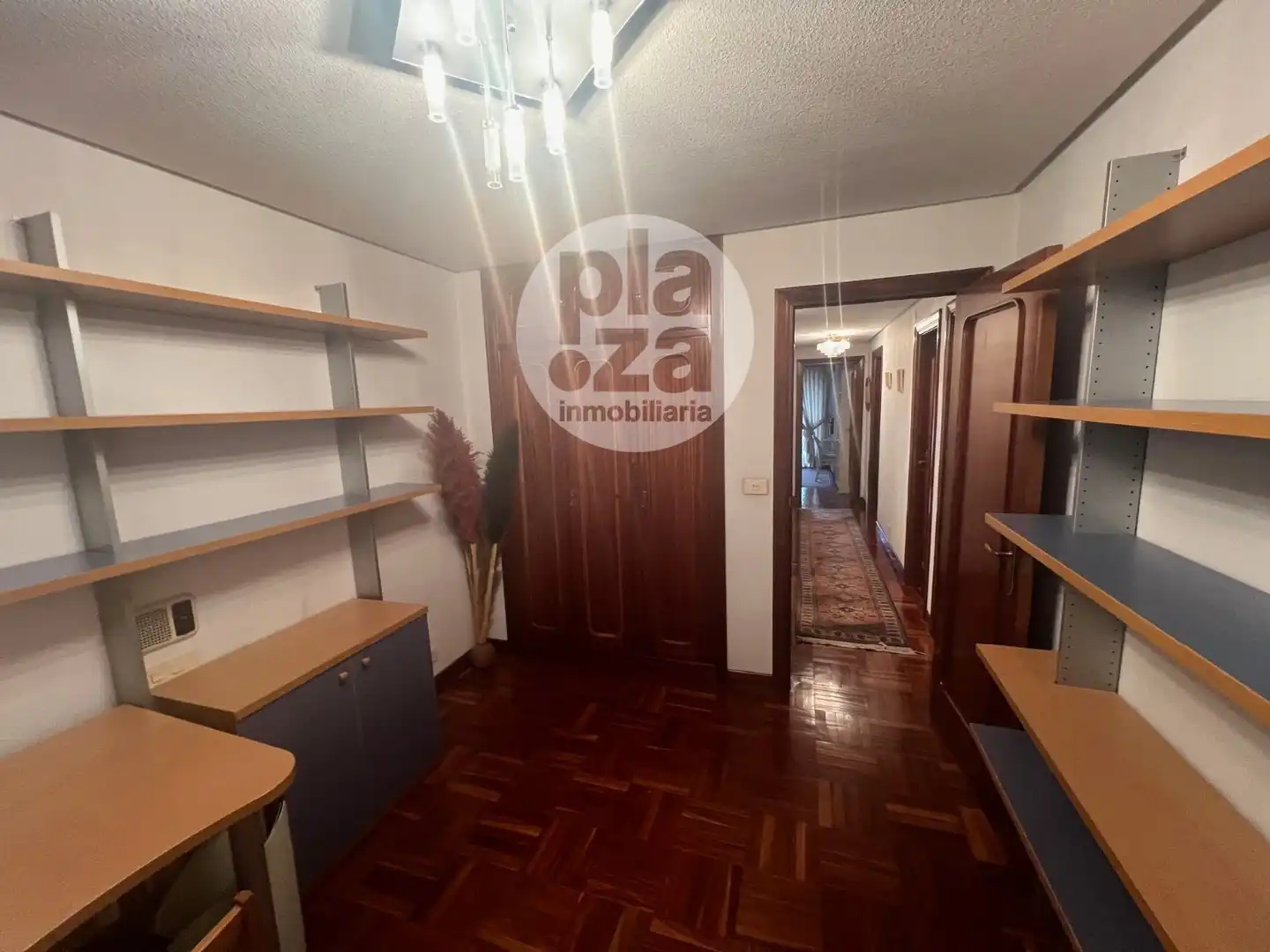 Schlafzimmer von Wohnung zur Miete in Burgos mit Heizung, Terrasse und Abstellraum